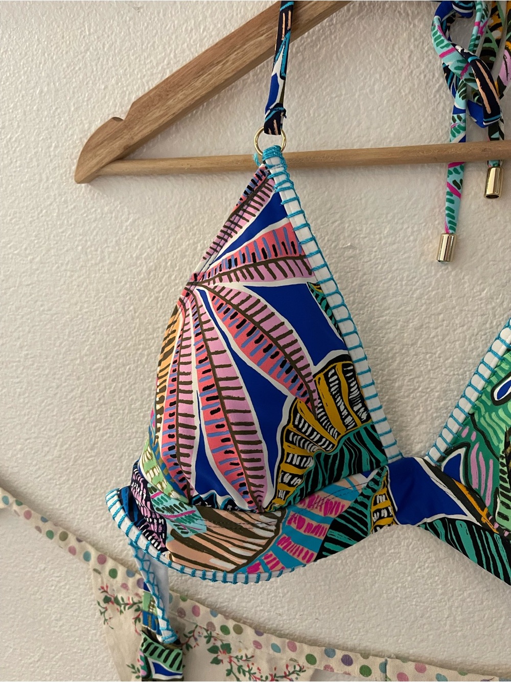 La Blanca neon halter neck bikini top - Picture 3 of 6